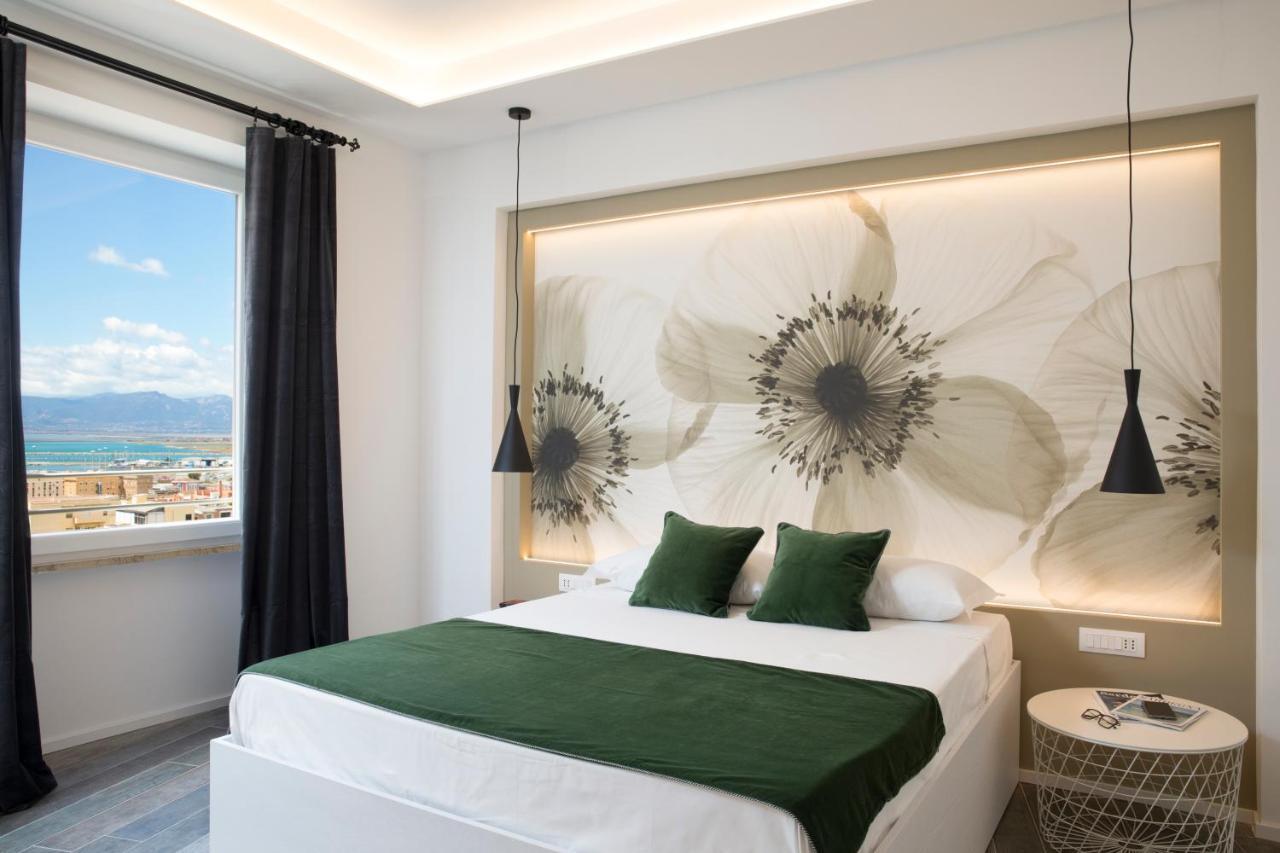 Vista Suites - Piazza Yenne Cagliari Eksteriør billede