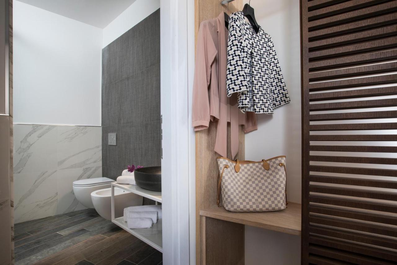 Vista Suites - Piazza Yenne Cagliari Eksteriør billede